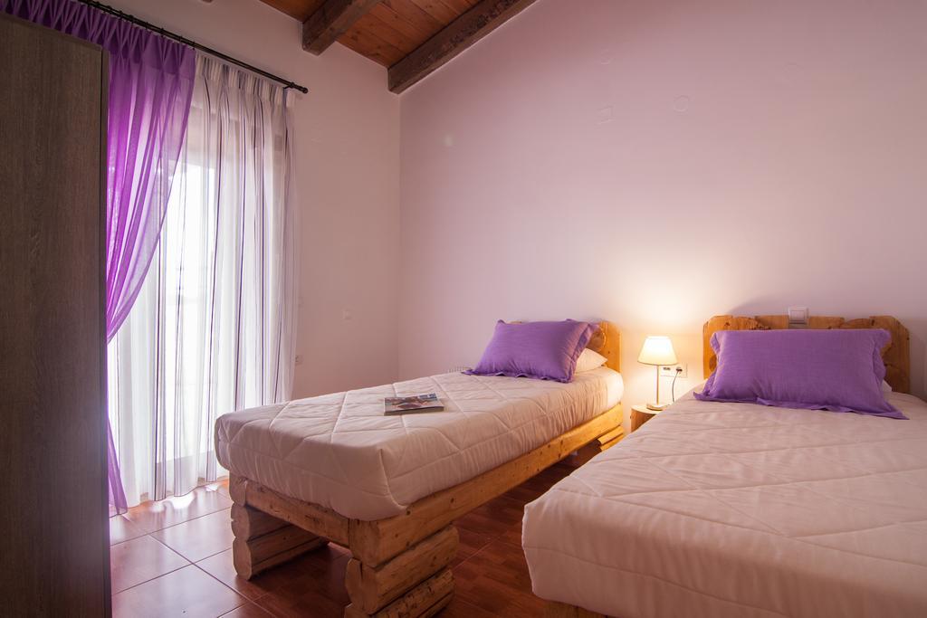 Chainteris Villas, Vast Views, By Thinkvilla Prinos  Luaran gambar