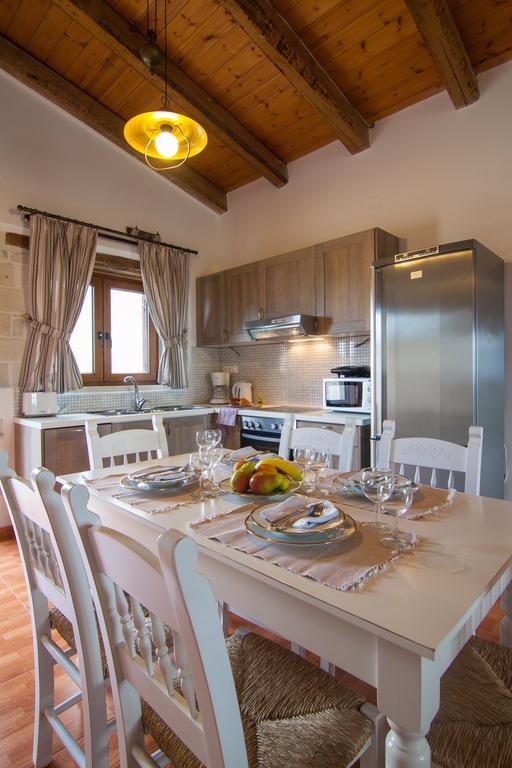 Chainteris Villas, Vast Views, By Thinkvilla Prinos  Luaran gambar